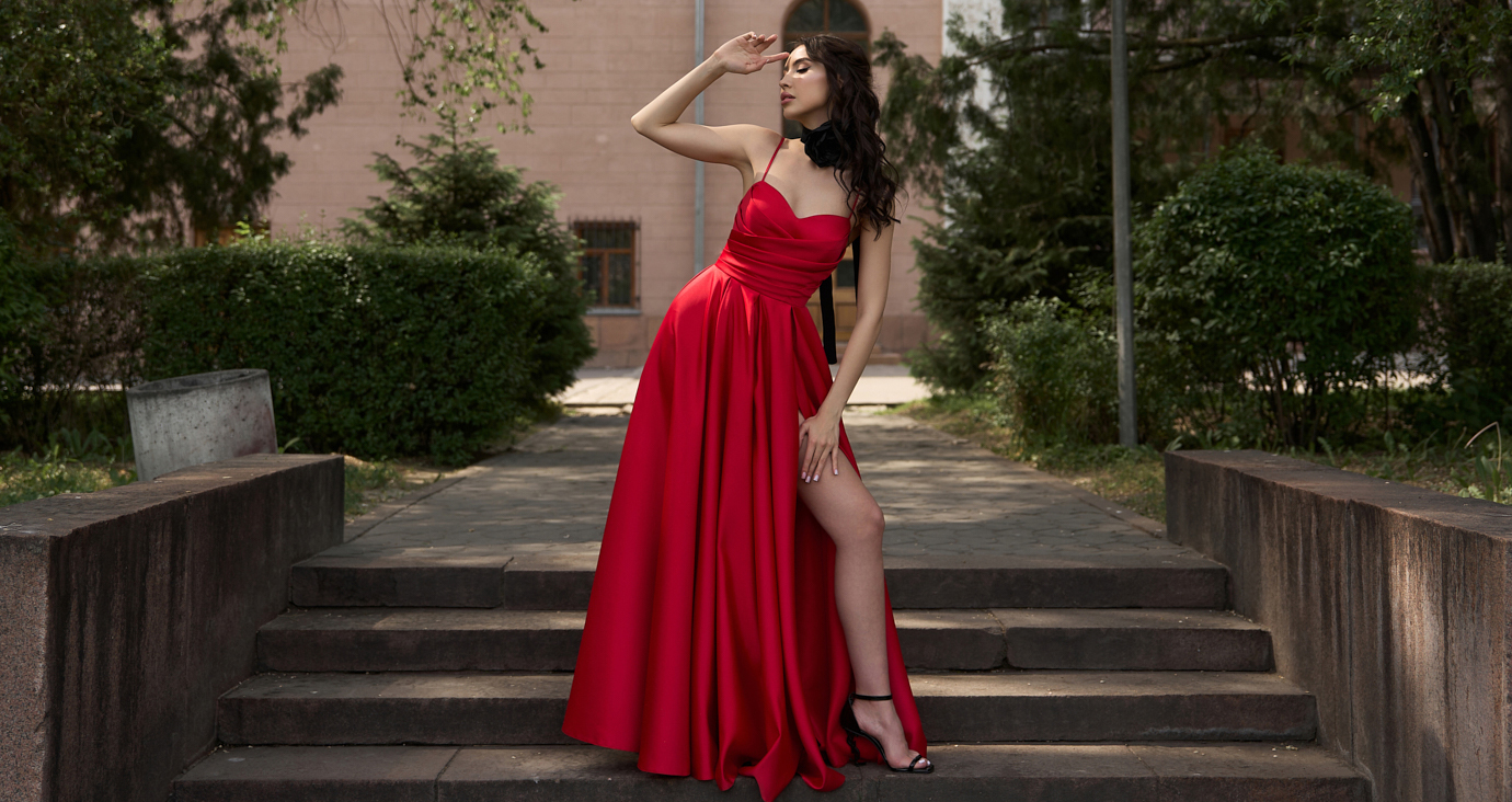 Вечерние платья